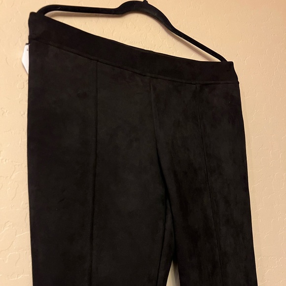 Andrew Marc Black Faux Suede Pants/Leggings - Picture 7 of 15